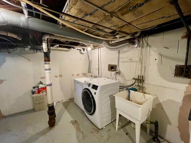 836 N Loomis St unit 1, Naperville, IL 60563 - photo 3