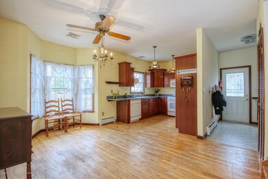 930 Pine St, Keyport, NJ 07735 - photo 5