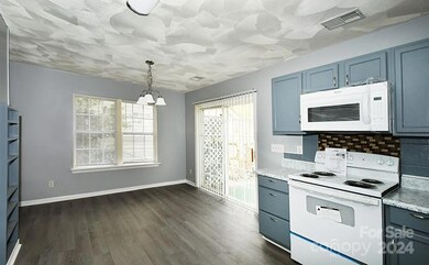 2131 Wexford Way, Statesville, NC 28625 - photo 3