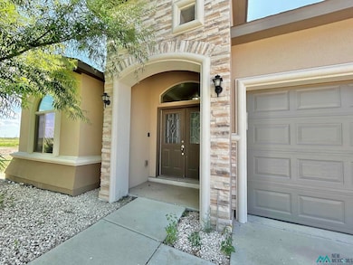 4515 N Homestretch Rd, Hobbs, NM 88240 - photo 2