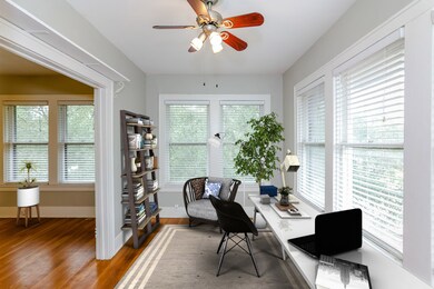 1660 Kipling St unit 4, Houston, TX 77006 - photo 2