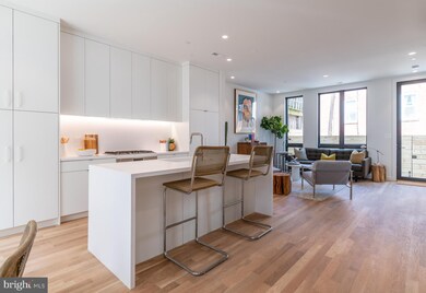 831 Rock Creek Church Rd NW unit B, Washington, DC 20010 - photo 4