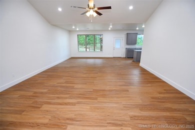 768 E Harlan Dr, Tahlequah, OK 74464 - photo 2