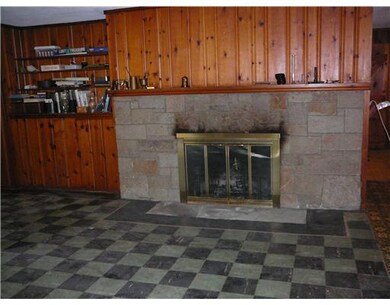 84 Phillips Ln, Chepachet, RI 02814 - photo 7