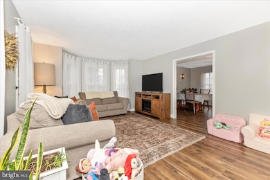 11510 Orange Blossom Ct, Smithsburg, MD 21783 - photo 5