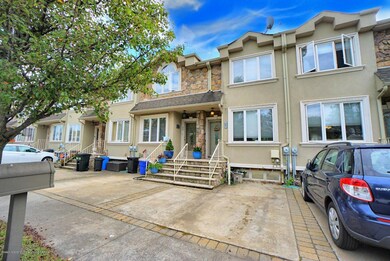 30 Calvanico Ln, Staten Island, NY 10314 - photo 2