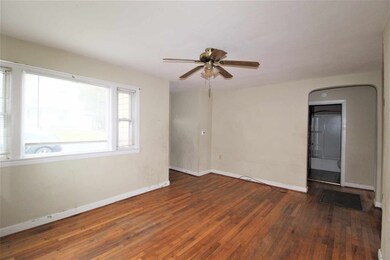 516 S Linden Ave, Waynesboro, VA 22980 - photo 2