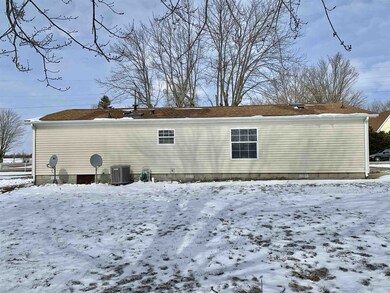 7973 W Mier 27, Converse, IN 46919 - photo 2