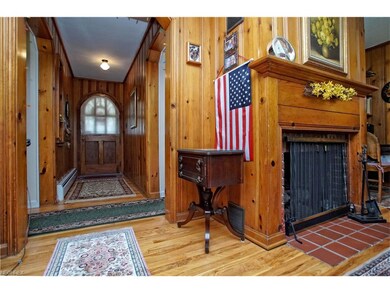 Foyer: Opened to greet your guests..