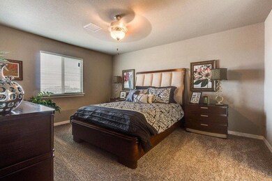 13845 Lago Vista Ave, Horizon City, TX 79928 - photo 5