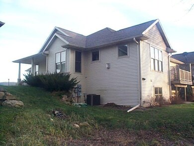 63 Berdella Ct, Cross Plains, WI 53528 - photo 2