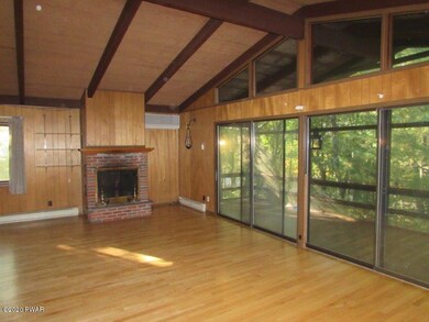 112 Broadmoor Dr, Hawley, PA 18428 - photo 3