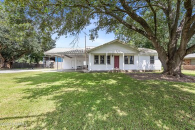 129EBroussard-4