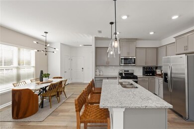 910 Plum Creek Place, Greensboro, NC 27405 - photo 4