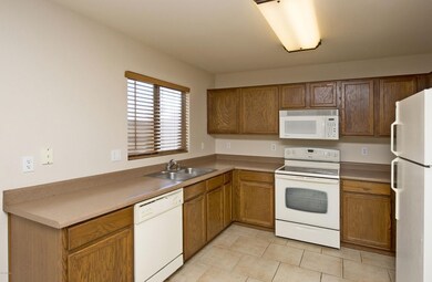 005_Kitchen