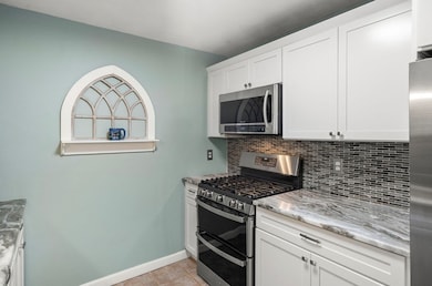 7 Greenbriar Dr unit 304, North Reading, MA 01864 - photo 7