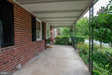 4900 Jackson Dr, Brookhaven, PA 19015 - photo 4