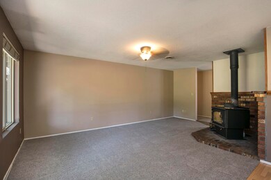 61365 Robin Hood Ln, Bend, OR 97702 - photo 5