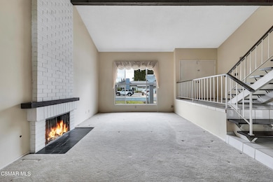 2385 N Justin Avenue LIVING ROOM (2)