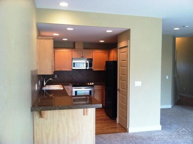 1930 SW 42nd St, Redmond, OR 97756 - photo 4