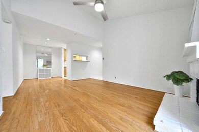 7900 N Stadium Dr unit 86, Houston, TX 77030 - photo 5