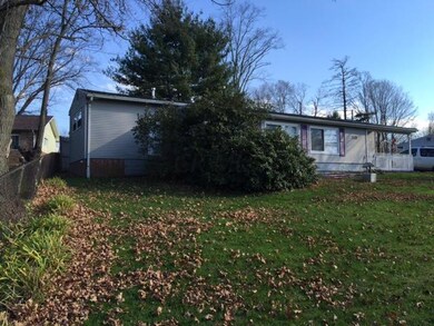 319 Edgewater Beach Blvd, Thornville, OH 43076 - photo 4