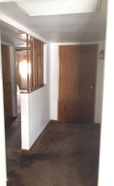 ENTRANCE.jpg