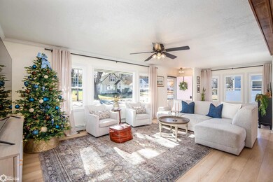 805 Cedar St, Webster City, IA 50595 - photo 3