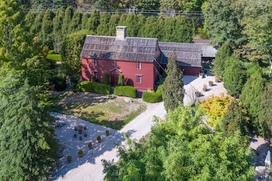 575 Leetes Island Rd, Guilford, CT 06437 - photo 2