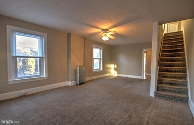 112 W 6th St, Lansdale, PA 19446 - photo 4