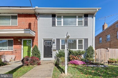 730 Delafield St NE, Washington, DC 20017 - photo 2