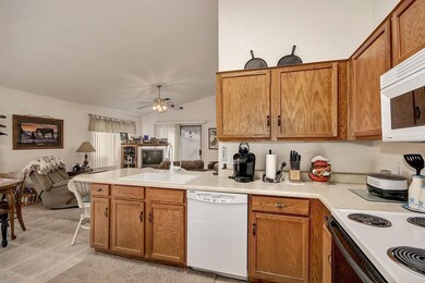 02 Kitchen - Cap Core Real Estate