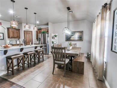 14546 Ashwood Ct, Edmond, OK 73025 - photo 5