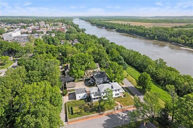 928 S Esplanade St, Leavenworth, KS 66048 - photo 4