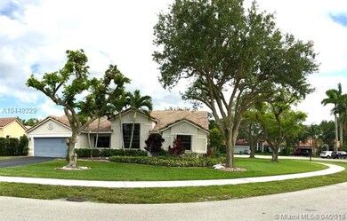 9628 Sugar Pines Ct, Davie, FL 33328 - photo 2