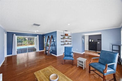 12705 Allendale Ln, Tampa, FL 33618 - photo 3