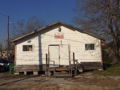 8011 Rock Rose St, Houston, TX 77051 - photo 2