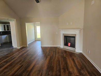 2710 Inverness Dr, Hephzibah, GA 30815 - photo 5