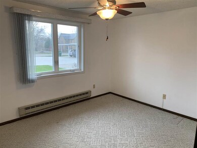 126 N 2nd St unit 6, West Branch, IA 52358 - photo 6