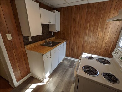 212 Peach St, Allentown, PA 18102 - photo 5