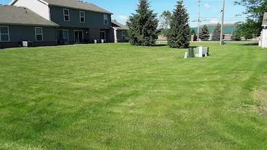 735 S Main St, Gibsonburg, OH 43431 - photo 2