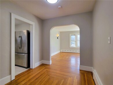 28 Friendship St unit 2, Newport, RI 02840 - photo 6