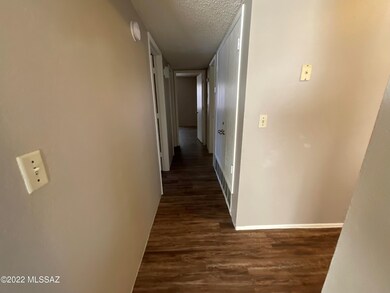 3699 N Mountain Ave unit 11, Tucson, AZ 85719 - photo 5