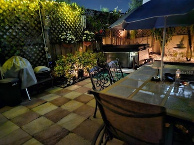 Picture at night of the ambient lighting