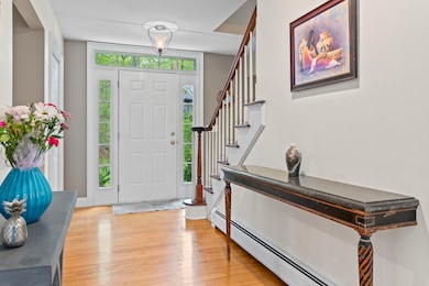 10 Thistleberry Ln, York