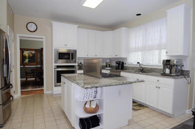 Kitchen Area4