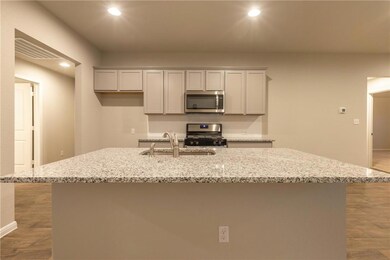 612 Roaring Fork Ln, Bastrop, TX 78602 - photo 7