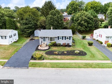 413 Tamara Cir, Newark, DE 19711 - photo 2