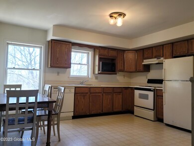 Spacious Eat-In Kitchen