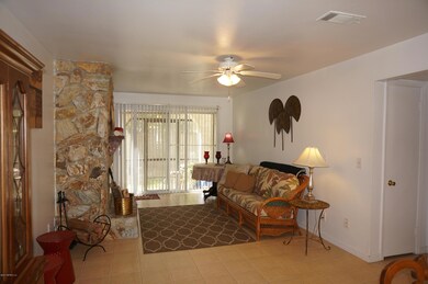 1748 El Camino Rd unit 4, Jacksonville, FL 32216 - photo 4